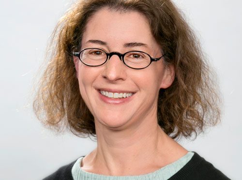 Photo portrait of Jill Blumen, Manager